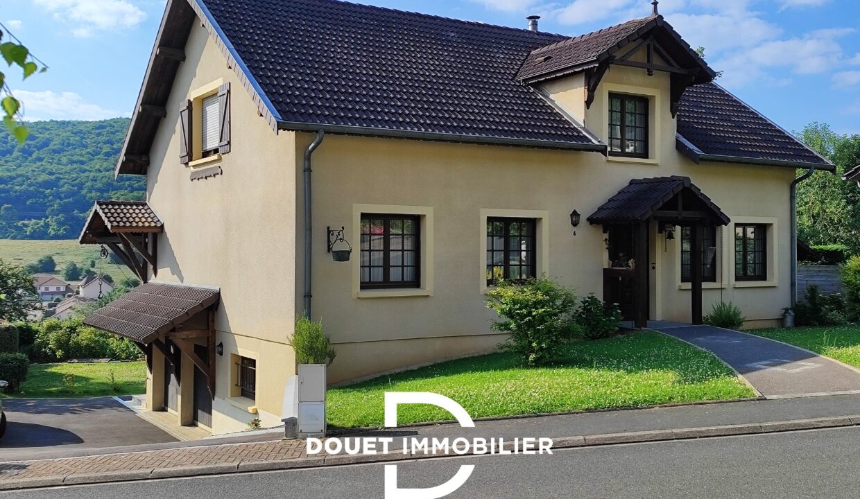 douet-immobilier-maison-9-pieces-bronvaux-01-1