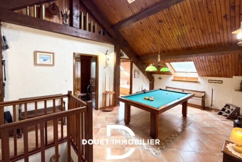 douet-immobilier-maison-9-pieces-bronvaux-01-11