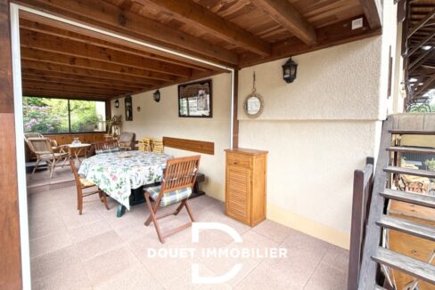 douet-immobilier-maison-9-pieces-bronvaux-01-20